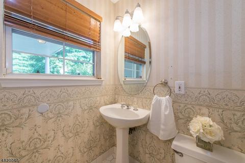 179 Warbler Dr, Wayne, NJ 07470 photo 12