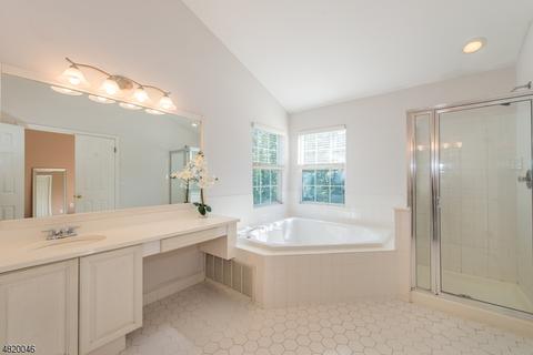 179 Warbler Dr, Wayne, NJ 07470 photo 16