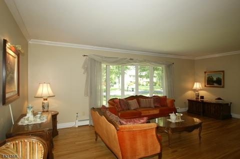 13 Gathering Rd, Pine Brook, NJ 07058 photo 5