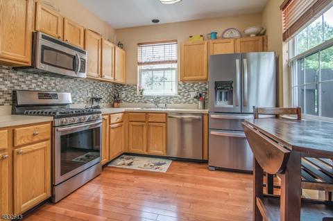 10 Rolling Rapids Ct, Hackettstown, NJ 07840 photo 5