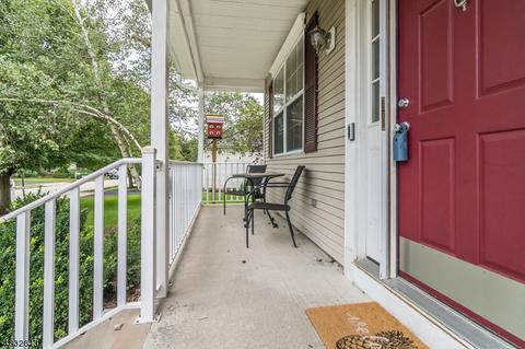 10 Rolling Rapids Ct, Hackettstown, NJ 07840 photo 3