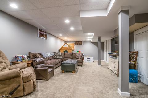 10 Rolling Rapids Ct, Hackettstown, NJ 07840 photo 15