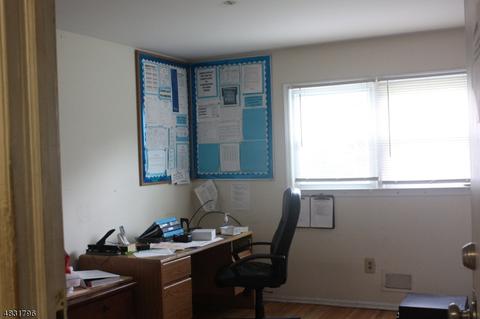 737 Valley Rd, Wayne, NJ 07470 photo 7