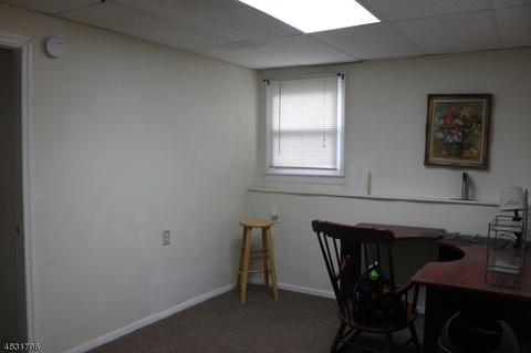 737 Valley Rd, Wayne, NJ 07470 photo 10