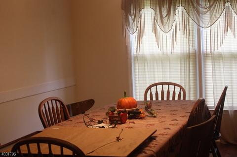 737 Valley Rd, Wayne, NJ 07470 photo 4