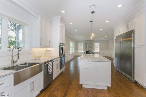 8 Golf Oval, Springfield, NJ 07081 photo 5