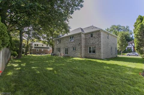 8 Golf Oval, Springfield, NJ 07081 photo 9