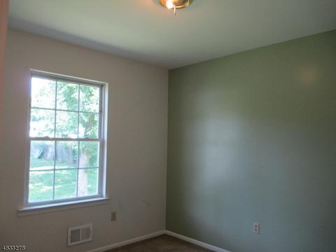 218 Maple Ave, North Plainfield, NJ 07060 photo 6
