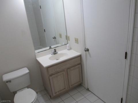 218 Maple Ave, North Plainfield, NJ 07060 photo 11
