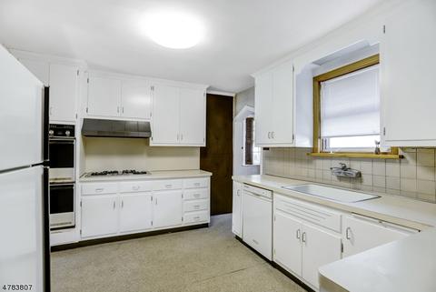 20 Beech Ter, Millburn, NJ 07041 photo 7