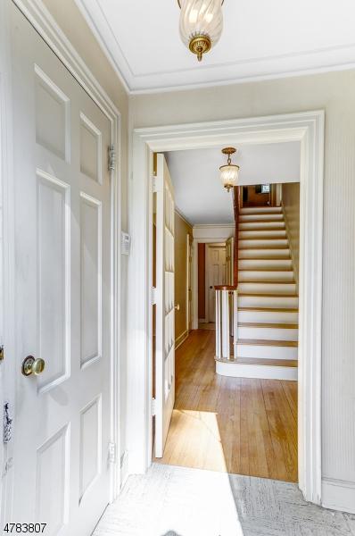 20 Beech Ter, Millburn, NJ 07041 photo 2