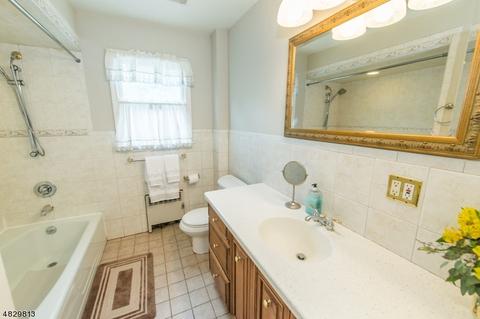 88 Satterthwaite Ave, Nutley, NJ 07110 photo 14