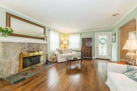 88 Satterthwaite Ave, Nutley, NJ 07110 photo 4