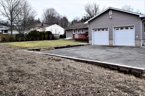 3 Stanford Pl, Wayne, NJ 07470 photo 4