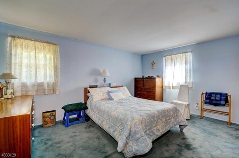 6 Crest Dr, Bound Brook, NJ 08805 photo 11
