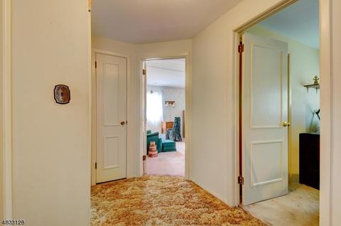 6 Crest Dr, Bound Brook, NJ 08805 photo 10