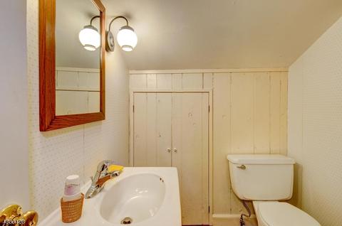 6 Crest Dr, Bound Brook, NJ 08805 photo 17