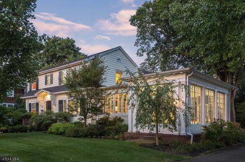237 Christopher St, Montclair, NJ 07043 photo 1