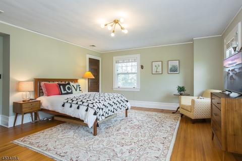 237 Christopher St, Montclair, NJ 07043 photo 17
