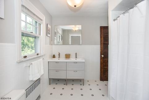 237 Christopher St, Montclair, NJ 07043 photo 22