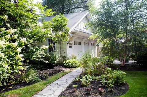 237 Christopher St, Montclair, NJ 07043 photo 25