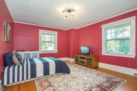 237 Christopher St, Montclair, NJ 07043 photo 21