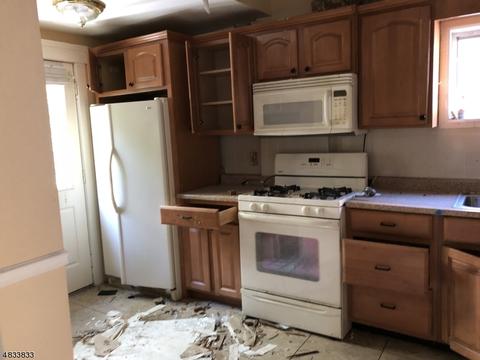 211 E 7th Ave, Roselle, NJ 07203 photo 9