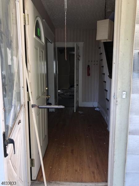 211 E 7th Ave, Roselle, NJ 07203 photo 3