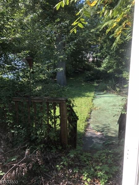 211 E 7th Ave, Roselle, NJ 07203 photo 2