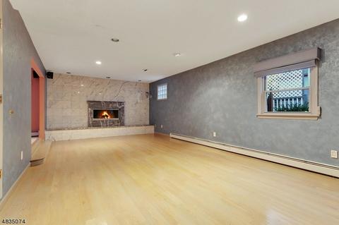 18 Elm Pl, Nutley, NJ 07110 photo 15