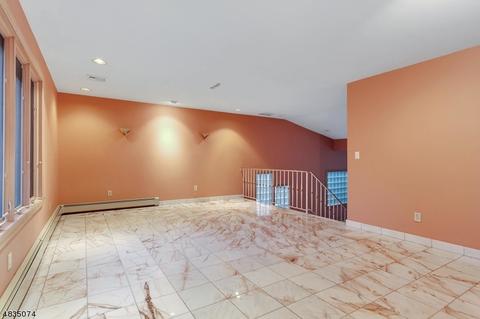 18 Elm Pl, Nutley, NJ 07110 photo 5