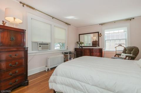 26 S Mountain Rd, Millburn, NJ 07041 photo 13