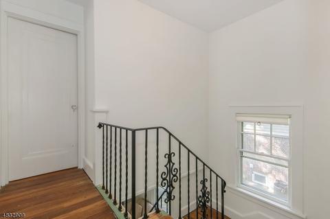26 S Mountain Rd, Millburn, NJ 07041 photo 12