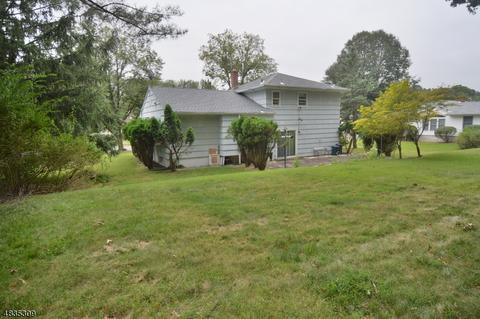56 Kiwanis Dr, Wayne, NJ 07470 photo 5