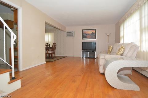 56 Kiwanis Dr, Wayne, NJ 07470 photo 7