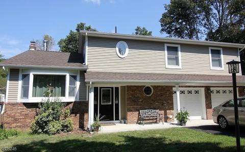 9 Gary Pl, Wanaque, NJ 07465 photo 1