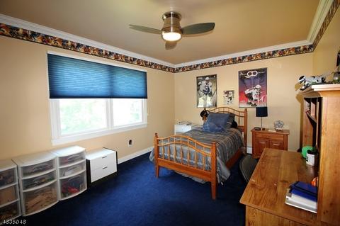 9 Gary Pl, Wanaque, NJ 07465 photo 17