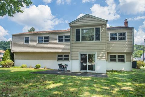 95 Palmer Dr, Wayne, NJ 07470 photo 2
