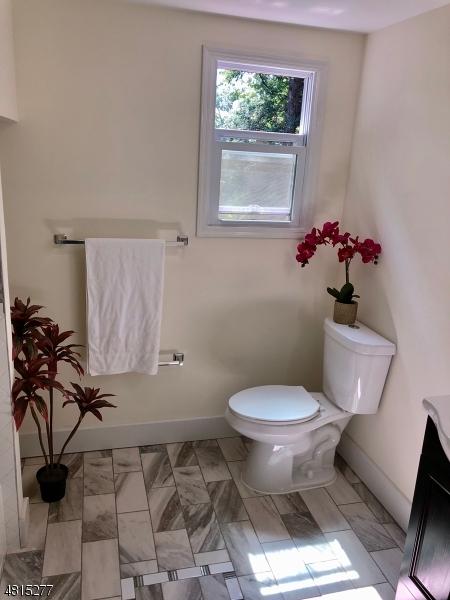238 E 6th Ave, Roselle, NJ 07203 photo 8