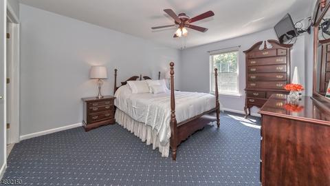 43 Bowfell Ct, Wayne, NJ 07470 photo 16