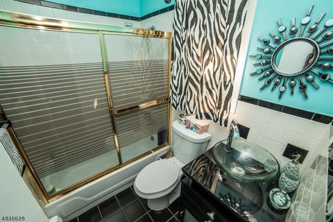 16 Taft Ave, Dover, NJ 07801 photo 9