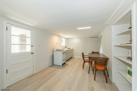 86 Pine St, Millburn, NJ 07041 photo 19