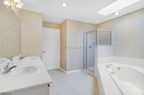 2 Springholm Dr, Berkeley Heights, NJ 07922 photo 14