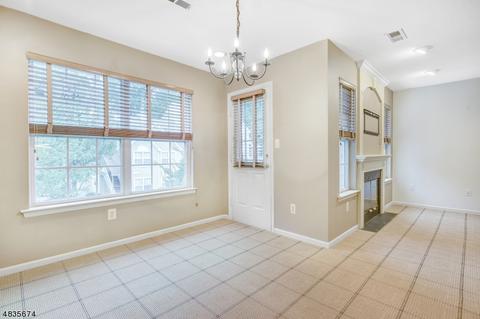 2 Springholm Dr, Berkeley Heights, NJ 07922 photo 8