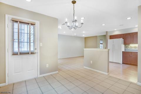 2 Springholm Dr, Berkeley Heights, NJ 07922 photo 5