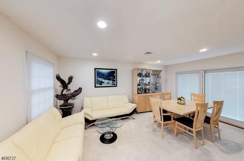 328 Farview Ave, Paramus, NJ 07652 photo 23