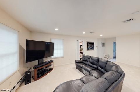 328 Farview Ave, Paramus, NJ 07652 photo 5