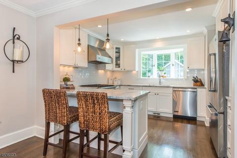 96 Haddon Pl, Montclair, NJ 07043 photo 10