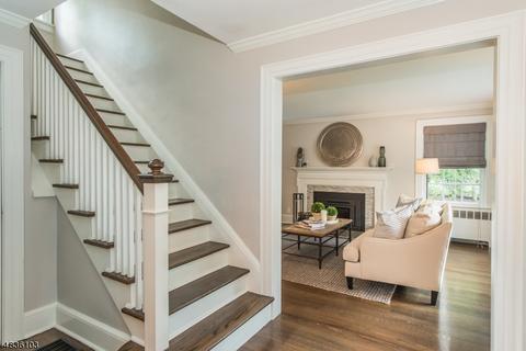 96 Haddon Pl, Montclair, NJ 07043 photo 3