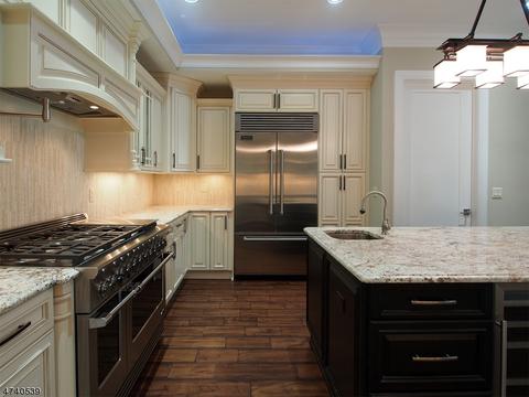 648 Undercliff Ave, Edgewater, NJ 07020 photo 5